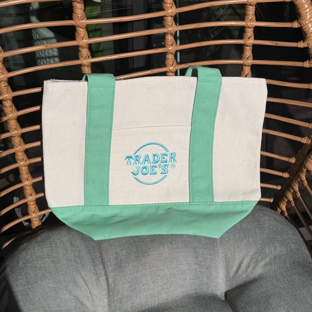 Trader Joe’s Mini Canvas Tote Bag | Pastel | Set of 4 - Picture 13 of 14